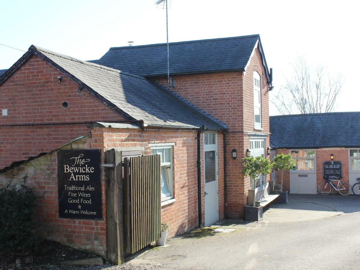 The Bewicke Arms Hallaton Exterior photo